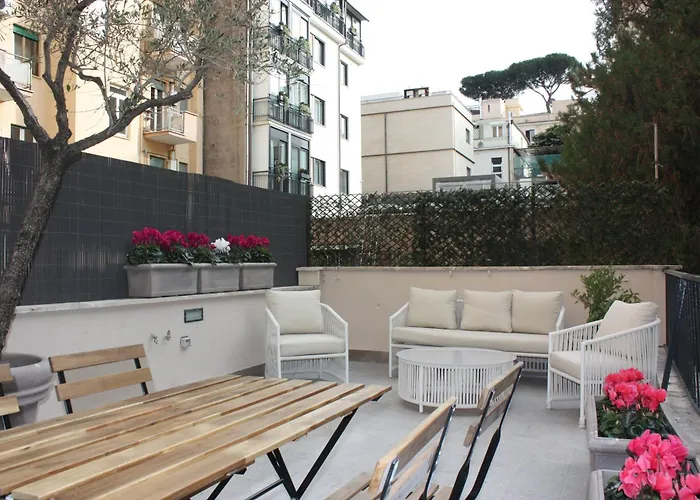 Vatican Terrace - Modern