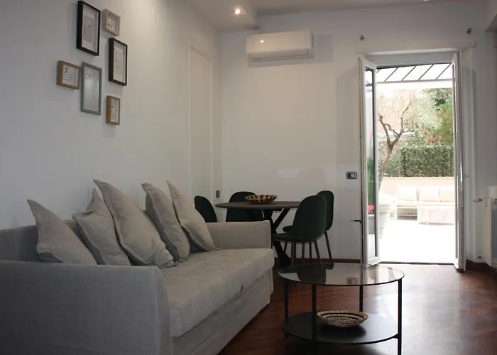 Apartment Vatican Terrace - Modern Rom