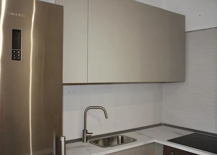 Vatican Terrace - Modern *