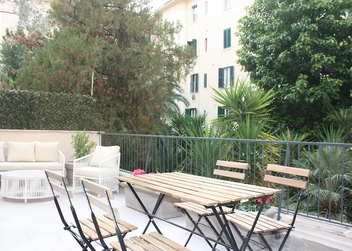 Apartment Vatican Terrace - Modern Rom